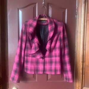 Beautiful Blazer with frill neckline, barely worn fits like a 12